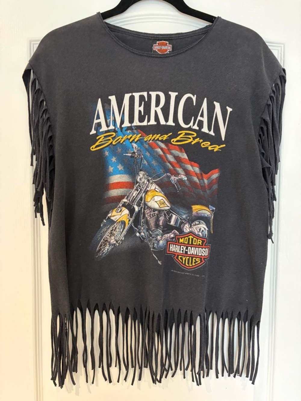 Vintage Harley Davidson Black Fringe Tee with American Motorcycle Graphic - L